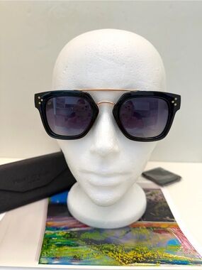 Prive Revaux The Foxy! Black & Gold Women's Sunglasses - Modern Square Frame